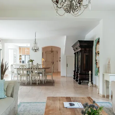 Beachside Bliss In Gassin