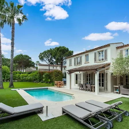 Willa Beachside Bliss In Gassin Saint-Tropez