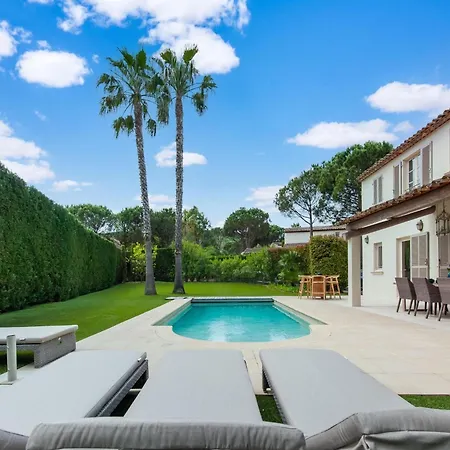 Beachside Bliss In Gassin Willa