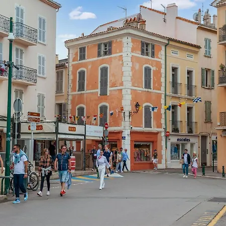 Beachside Bliss In Gassin