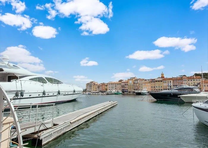 Beachside Bliss In Gassin 别墅 圣特罗佩