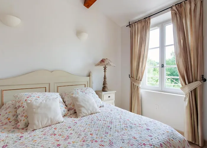 Beachside Bliss In Gassin *